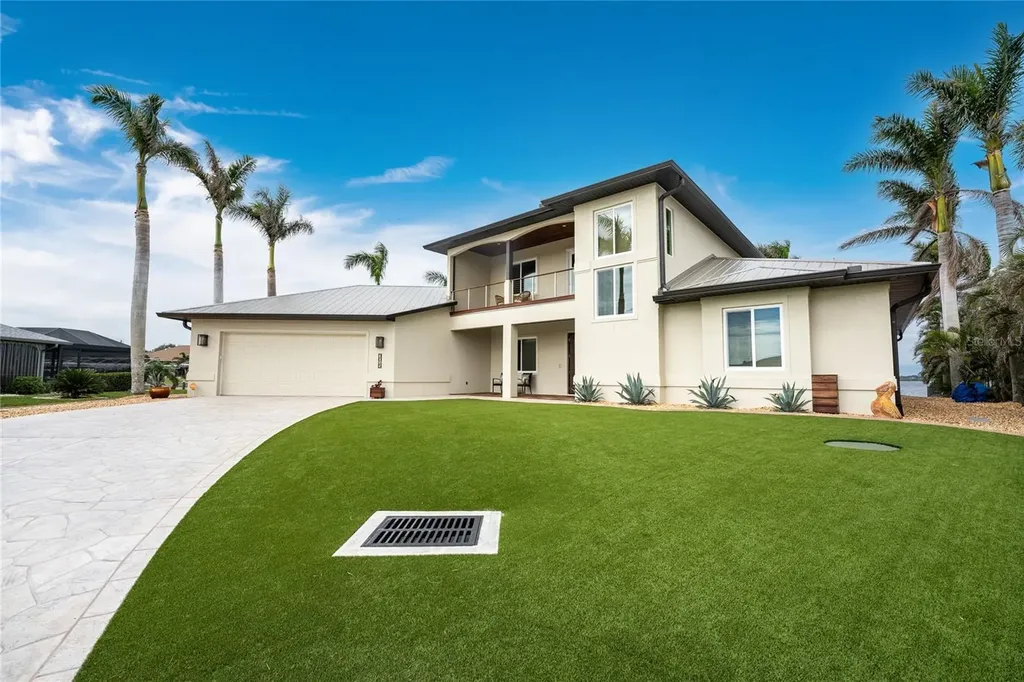 3015 Curry Terrace Port Charlotte FL 33981