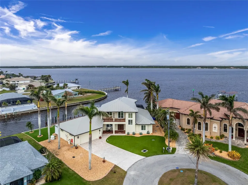 3015 Curry Terrace Port Charlotte FL 33981
