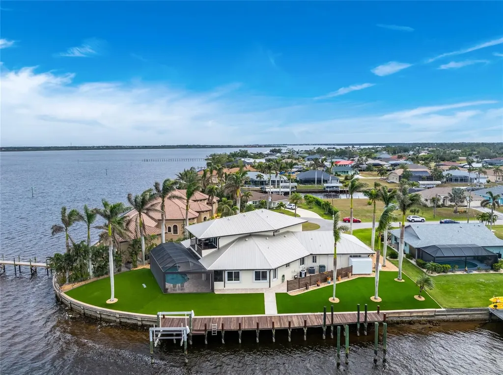 3015 Curry Terrace Port Charlotte FL 33981