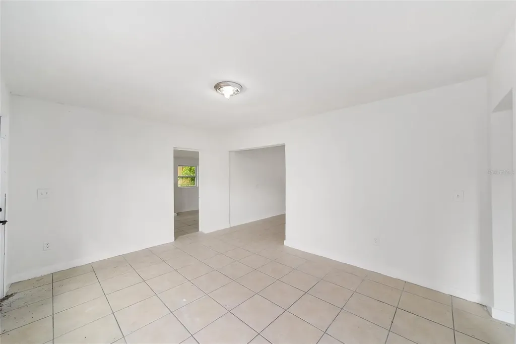 1665 SW 3rd Street Ocala FL 34471