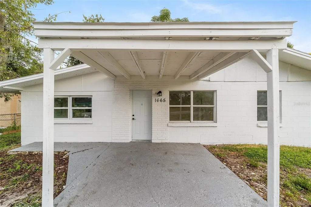 1665 SW 3rd Street Ocala FL 34471