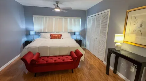 7461 W Country Club Drive N Sarasota FL 34243