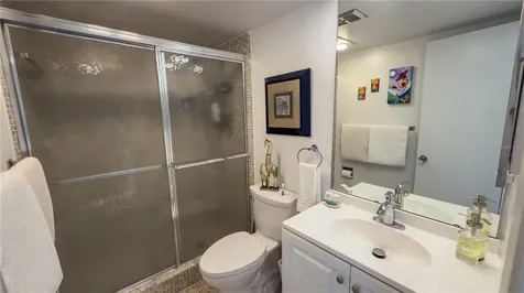 7461 W Country Club Drive N Sarasota FL 34243