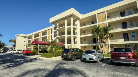 7461 W Country Club Drive N Sarasota FL 34243