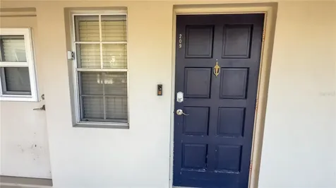 7461 W Country Club Drive N Sarasota FL 34243