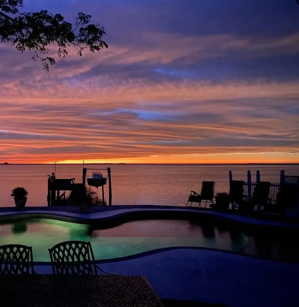 615 N Mayo Street Crystal Beach FL 34681
