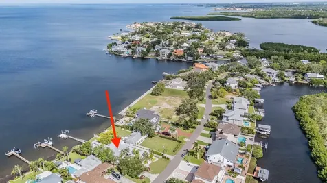 615 N Mayo Street Crystal Beach FL 34681