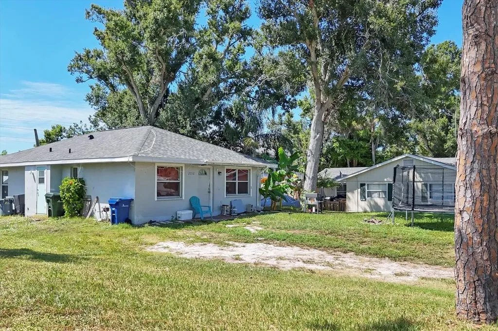 2210,2212,2214 Park Road Venice FL 34293