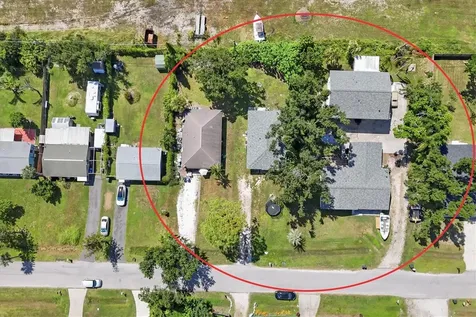 2210,2212,2214 Park Road Venice FL 34293