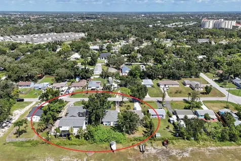2210,2212,2214 Park Road Venice FL 34293