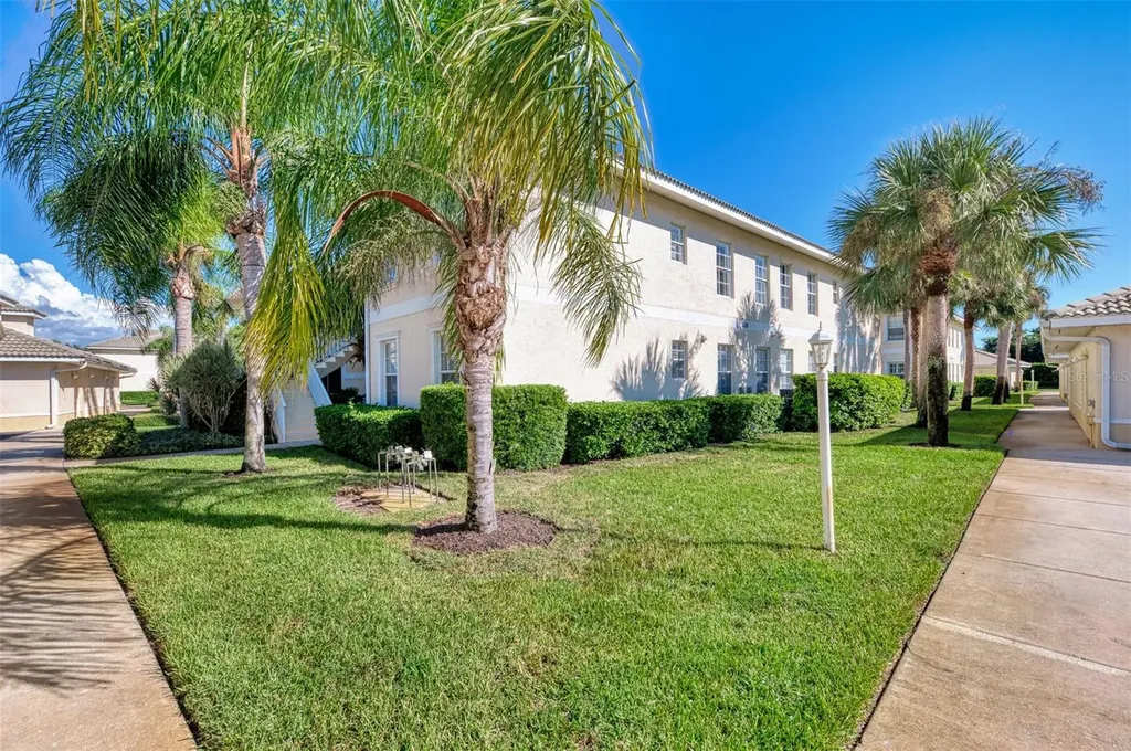 300 Mirabella Circle Venice FL 34292