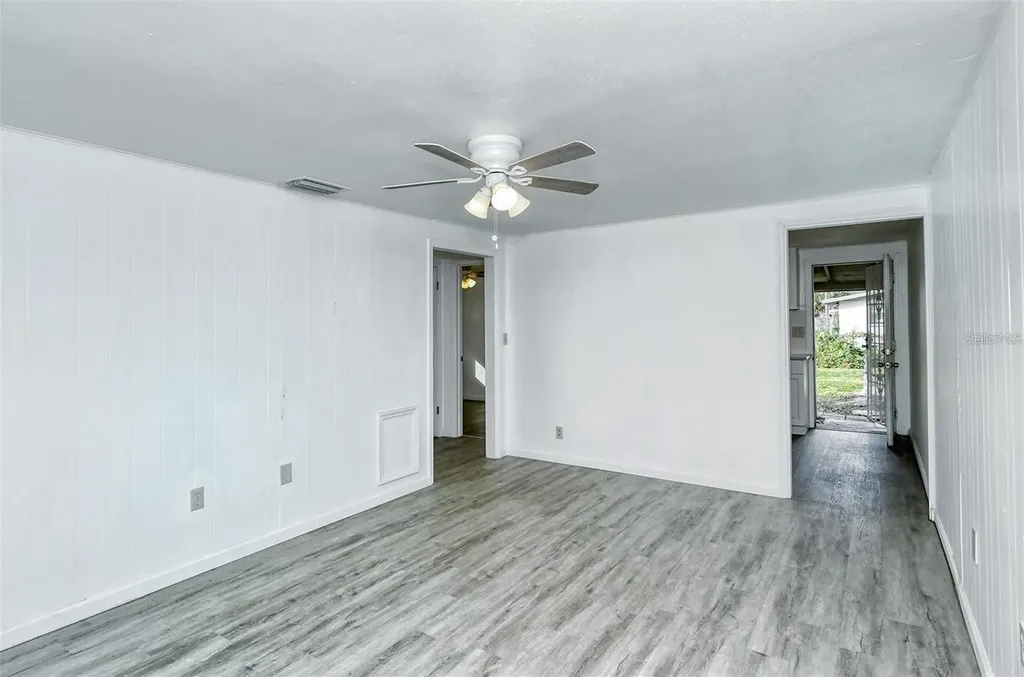 647 Church Street Nokomis FL 34275