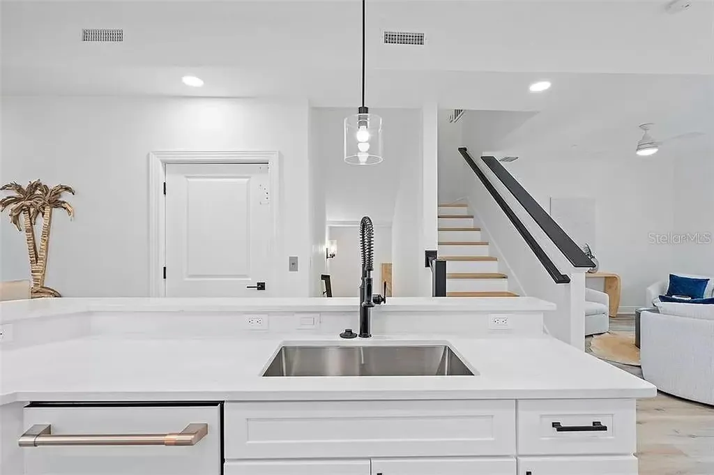 6418 Margarita Shores Lane Apollo Beach FL 33572
