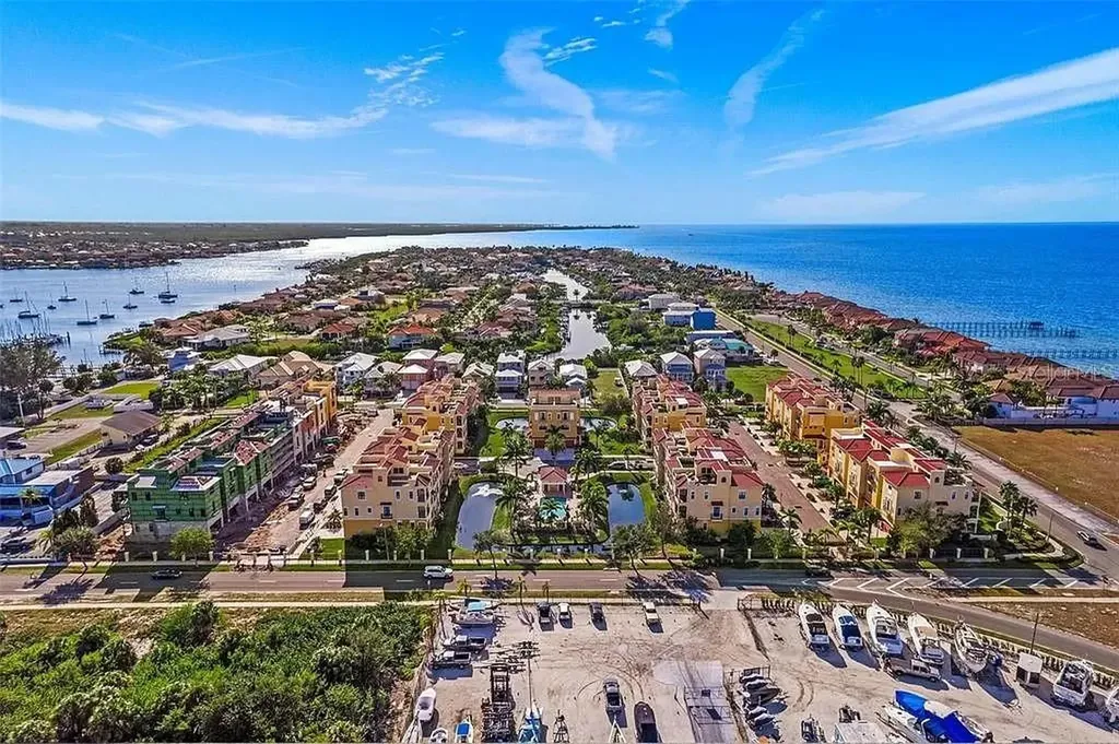 6418 Margarita Shores Lane Apollo Beach FL 33572