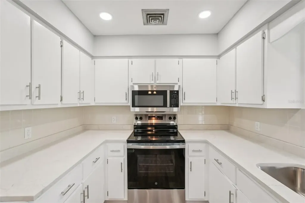 1266 Lincoln Drive Englewood FL 34224