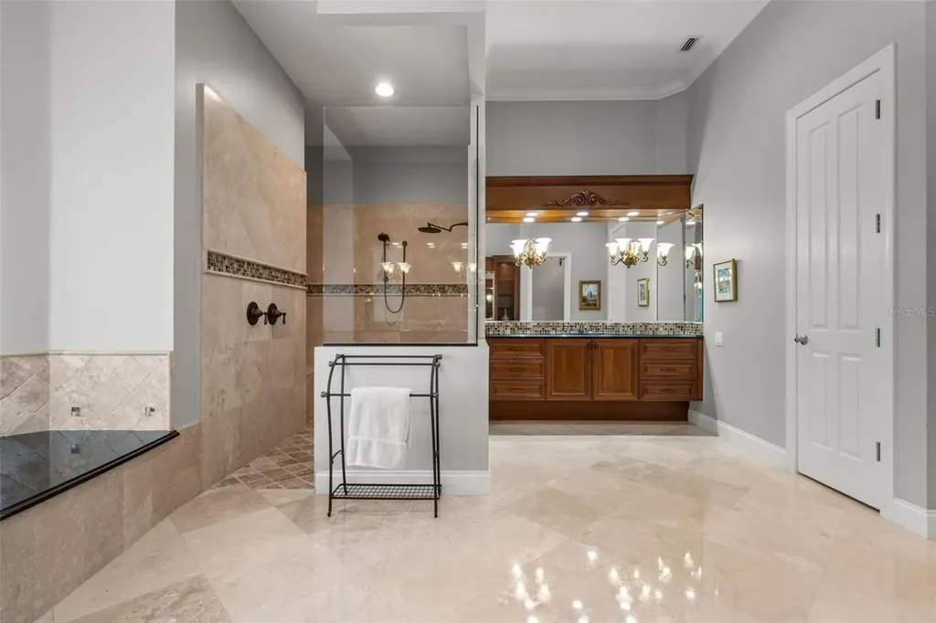 4085 Founders Club Drive Sarasota FL 34240