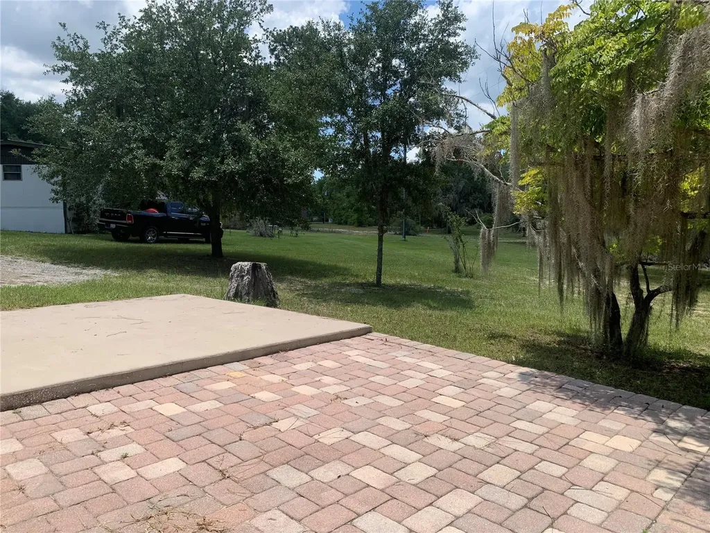24645 And 24605 NE 177th Terrace Fort Mc Coy FL 32134