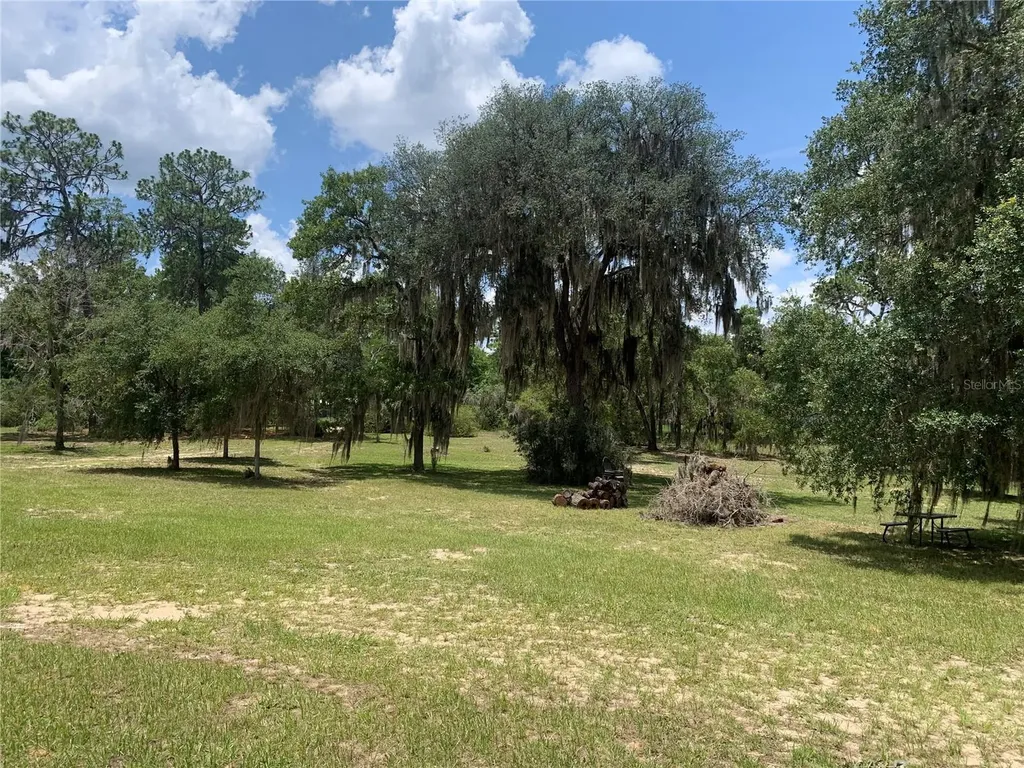 24605 And 24645 NE 177th Terrace Fort Mc Coy FL 32134
