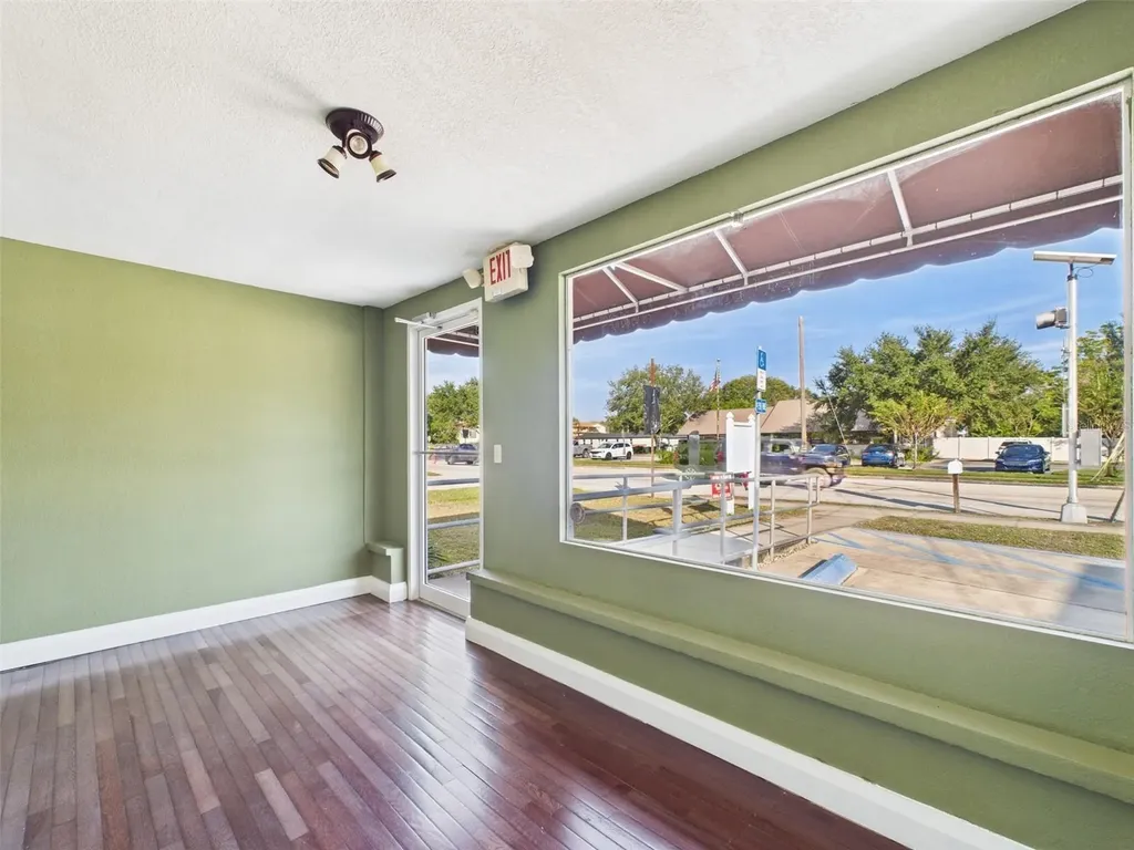 318 S 1st Street Lake Wales FL 33853