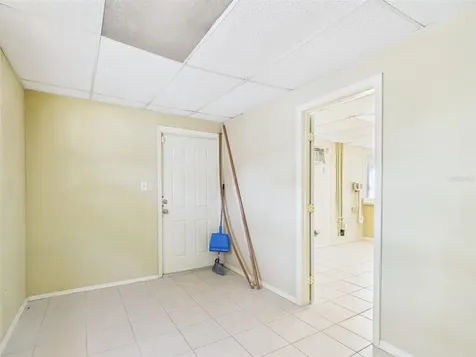 318 S 1st Street Lake Wales FL 33853