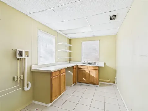 318 S 1st Street Lake Wales FL 33853