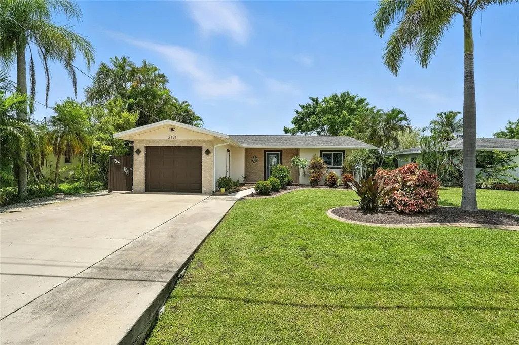 2131 Saint Croix Avenue Fort Myers FL 33905