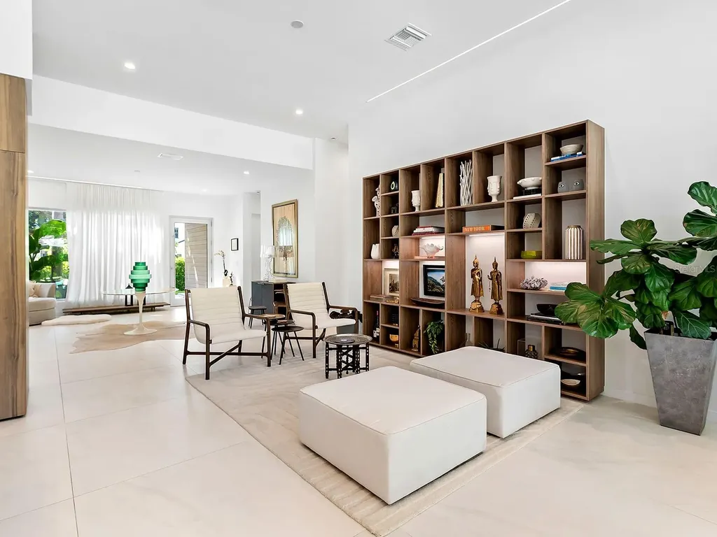 1631 Hillview Street Sarasota FL 34239