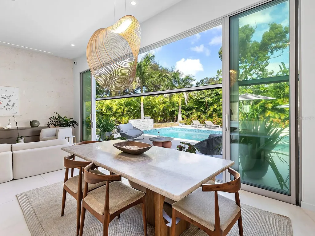 1631 Hillview Street Sarasota FL 34239