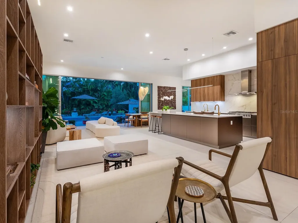 1631 Hillview Street Sarasota FL 34239