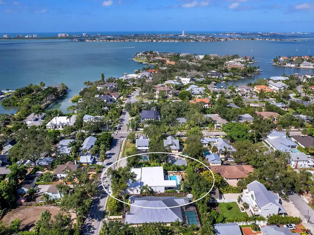 1631 Hillview Street Sarasota FL 34239