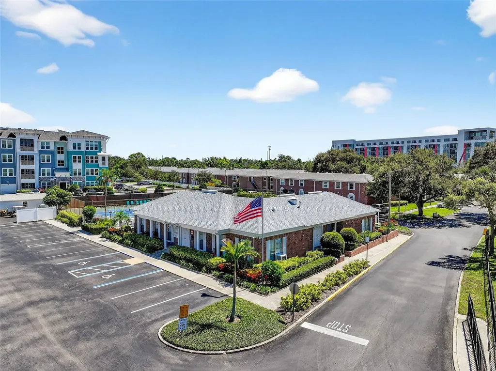 3480 41st Avenue S St Petersburg FL 33711