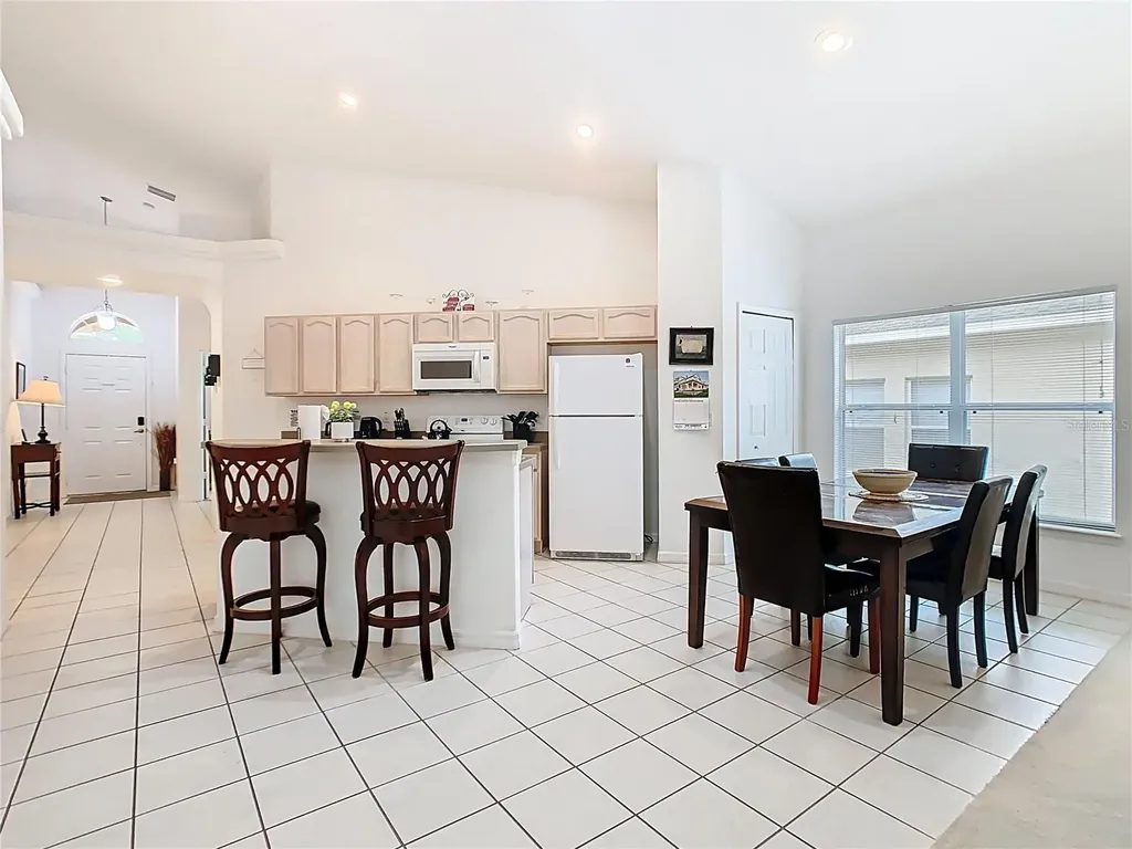 725 Andalusia Loop Davenport FL 33837
