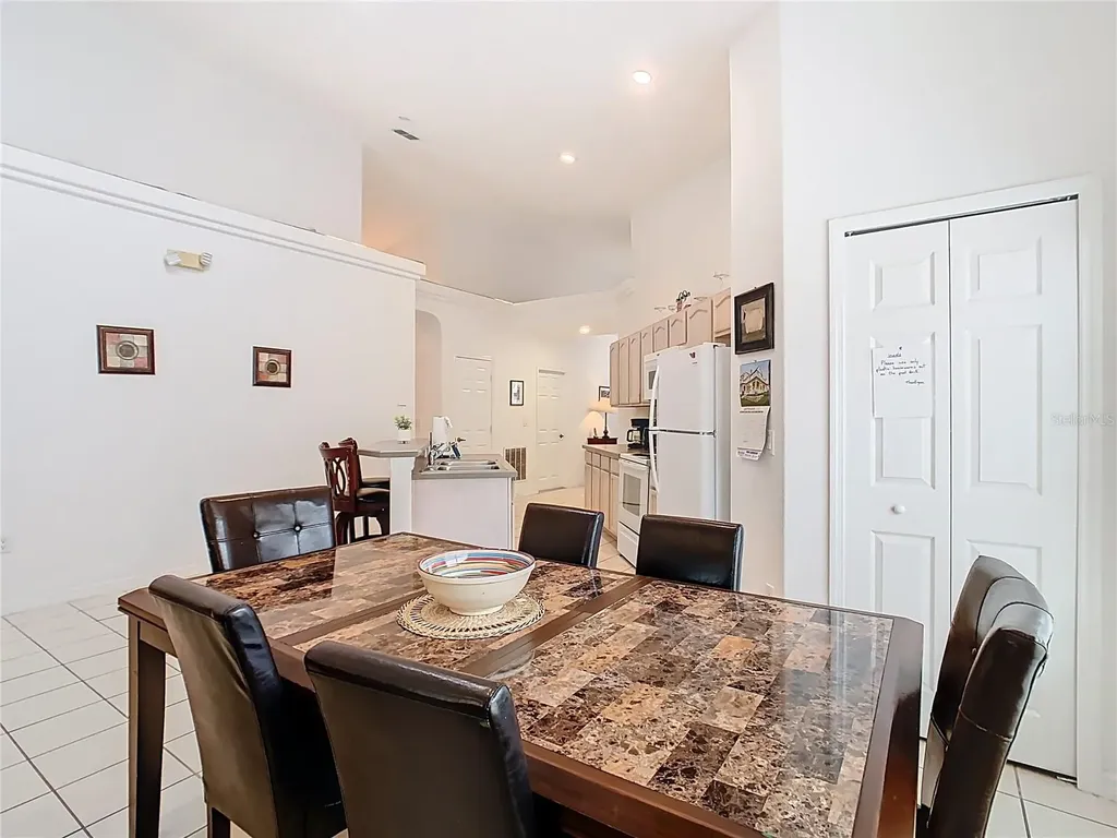 725 Andalusia Loop Davenport FL 33837