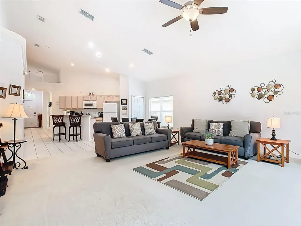 725 Andalusia Loop Davenport FL 33837