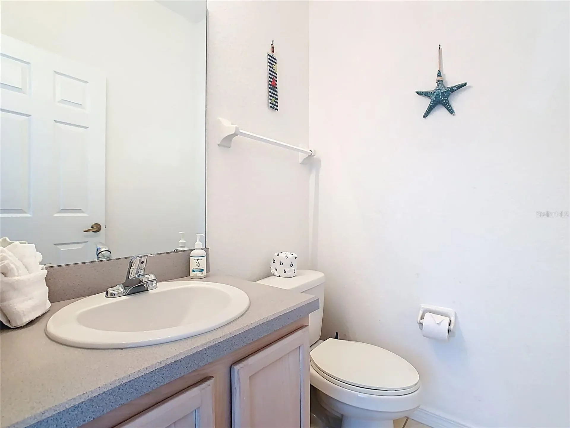 725 Andalusia Loop Davenport FL 33837