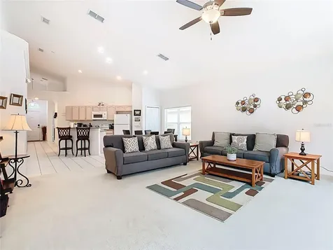 725 Andalusia Loop Davenport FL 33837