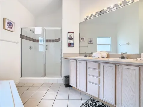 725 Andalusia Loop Davenport FL 33837