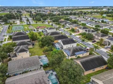 725 Andalusia Loop Davenport FL 33837