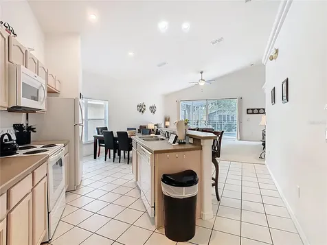 725 Andalusia Loop Davenport FL 33837