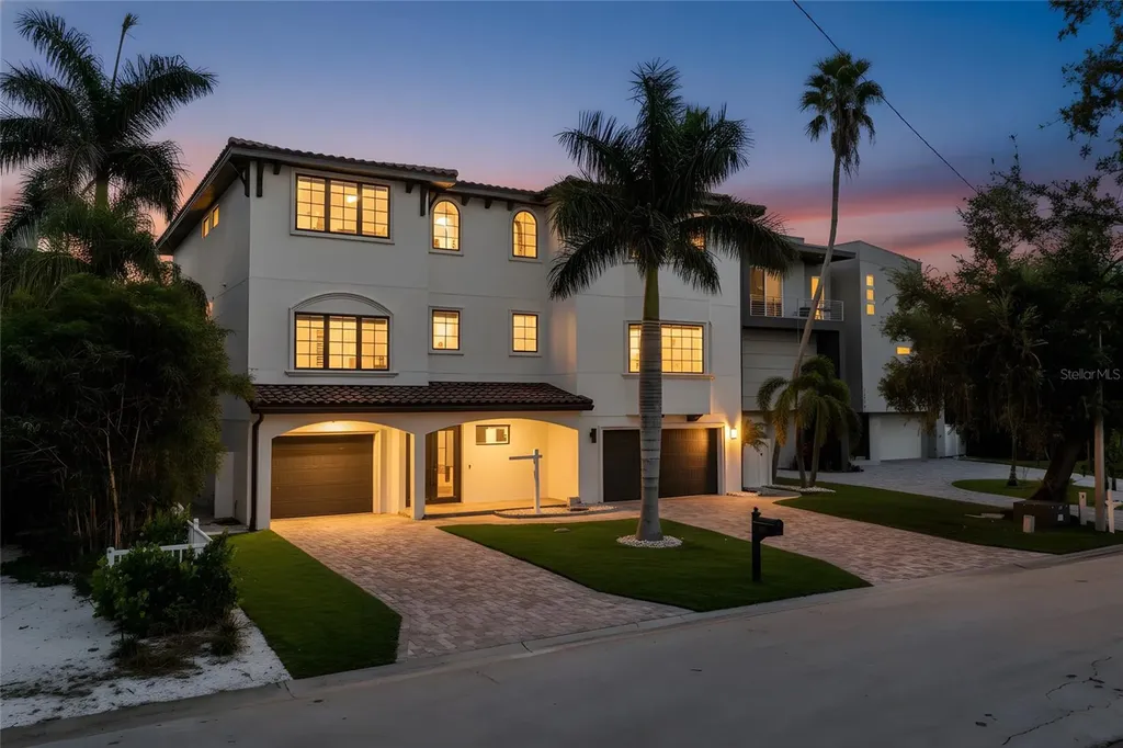 5845 Bahia Way S. Way W St Pete Beach FL 33706
