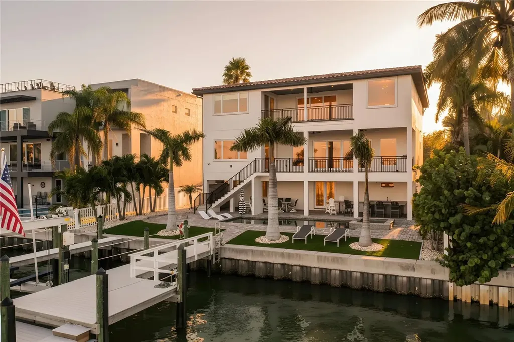 5845 Bahia Way S. Way W St Pete Beach FL 33706