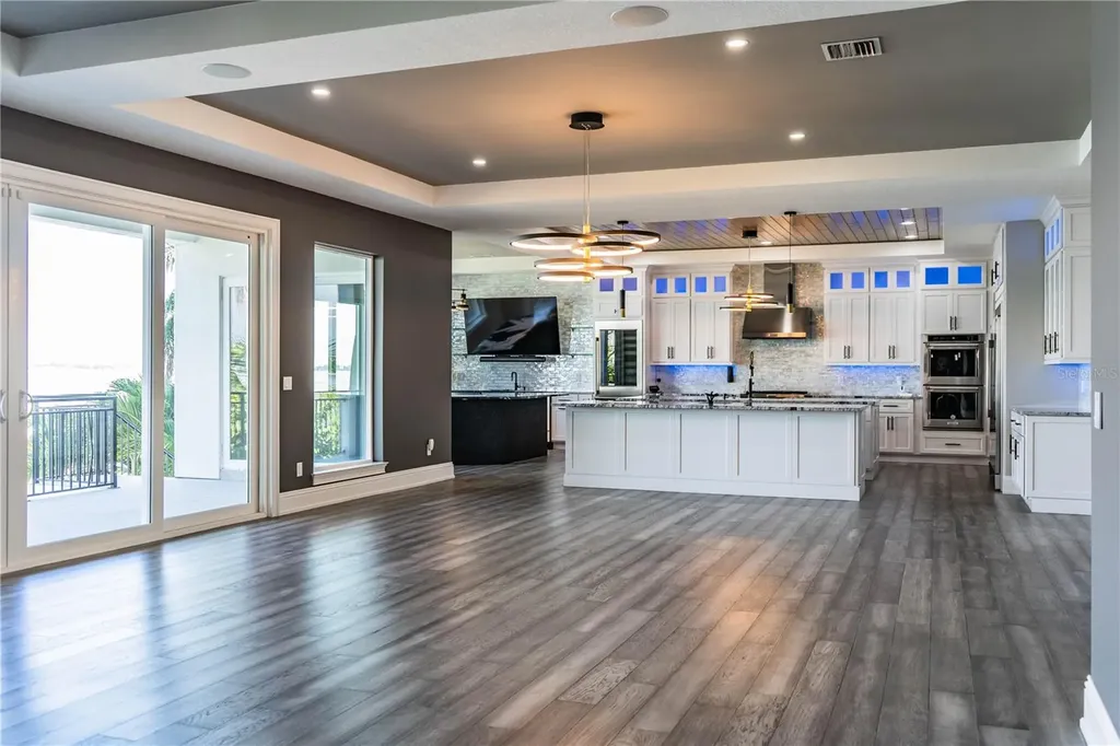 5845 Bahia Way S. Way W St Pete Beach FL 33706