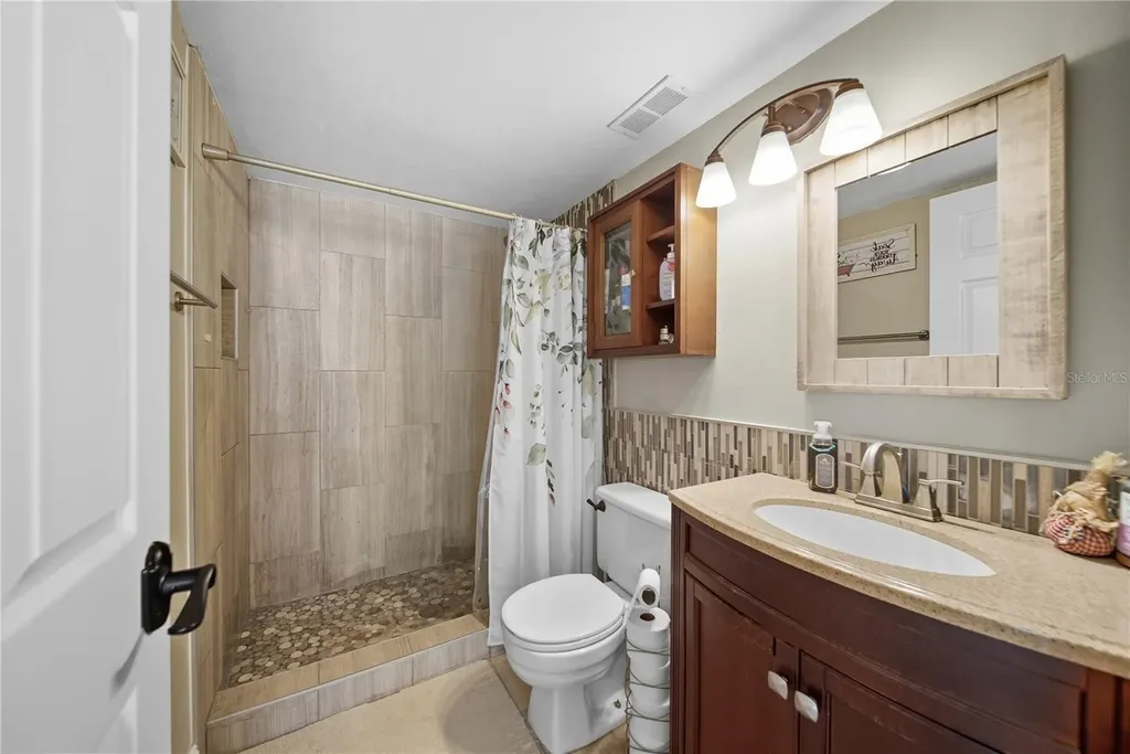 3100 Lake Pine Way Tarpon Springs FL 34688