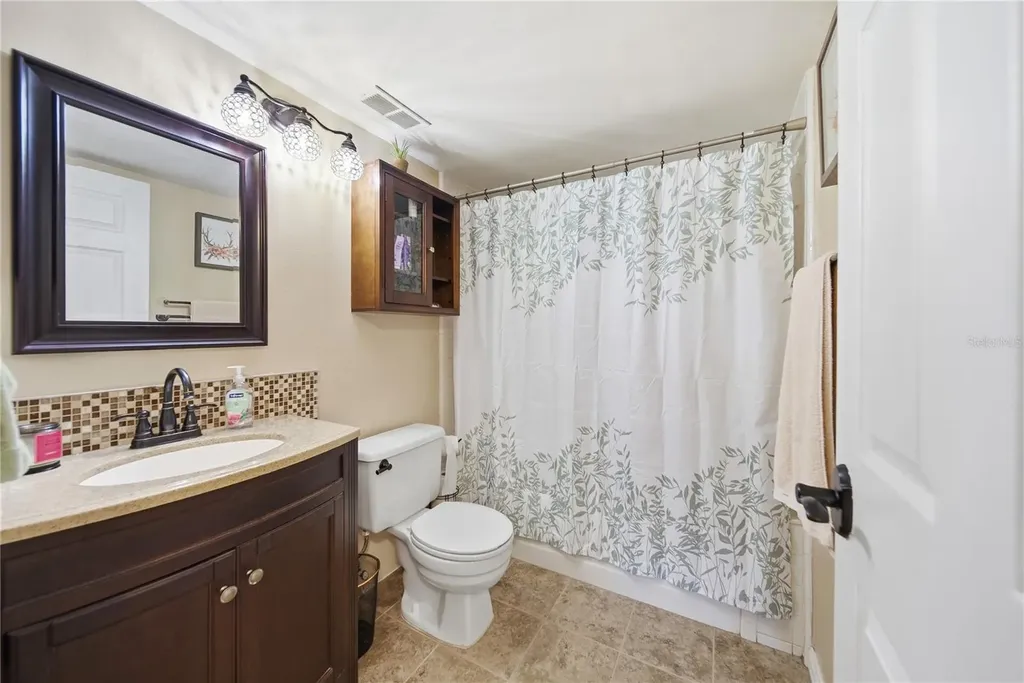 3100 Lake Pine Way Tarpon Springs FL 34688