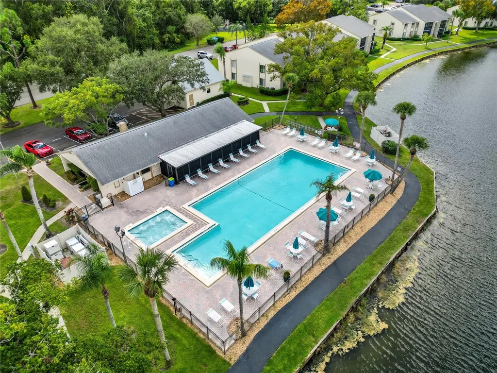 3100 Lake Pine Way Tarpon Springs FL 34688