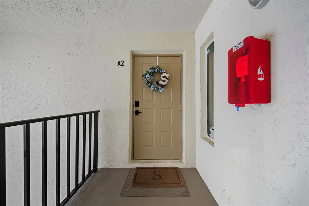 3100 Lake Pine Way Tarpon Springs FL 34688