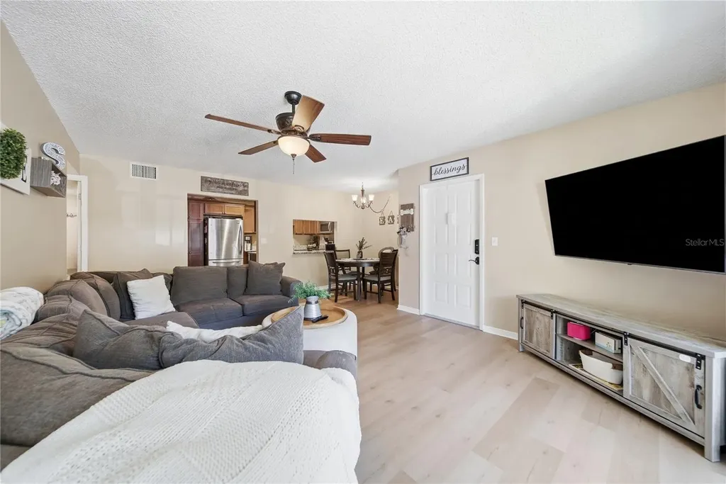 3100 Lake Pine Way Tarpon Springs FL 34688