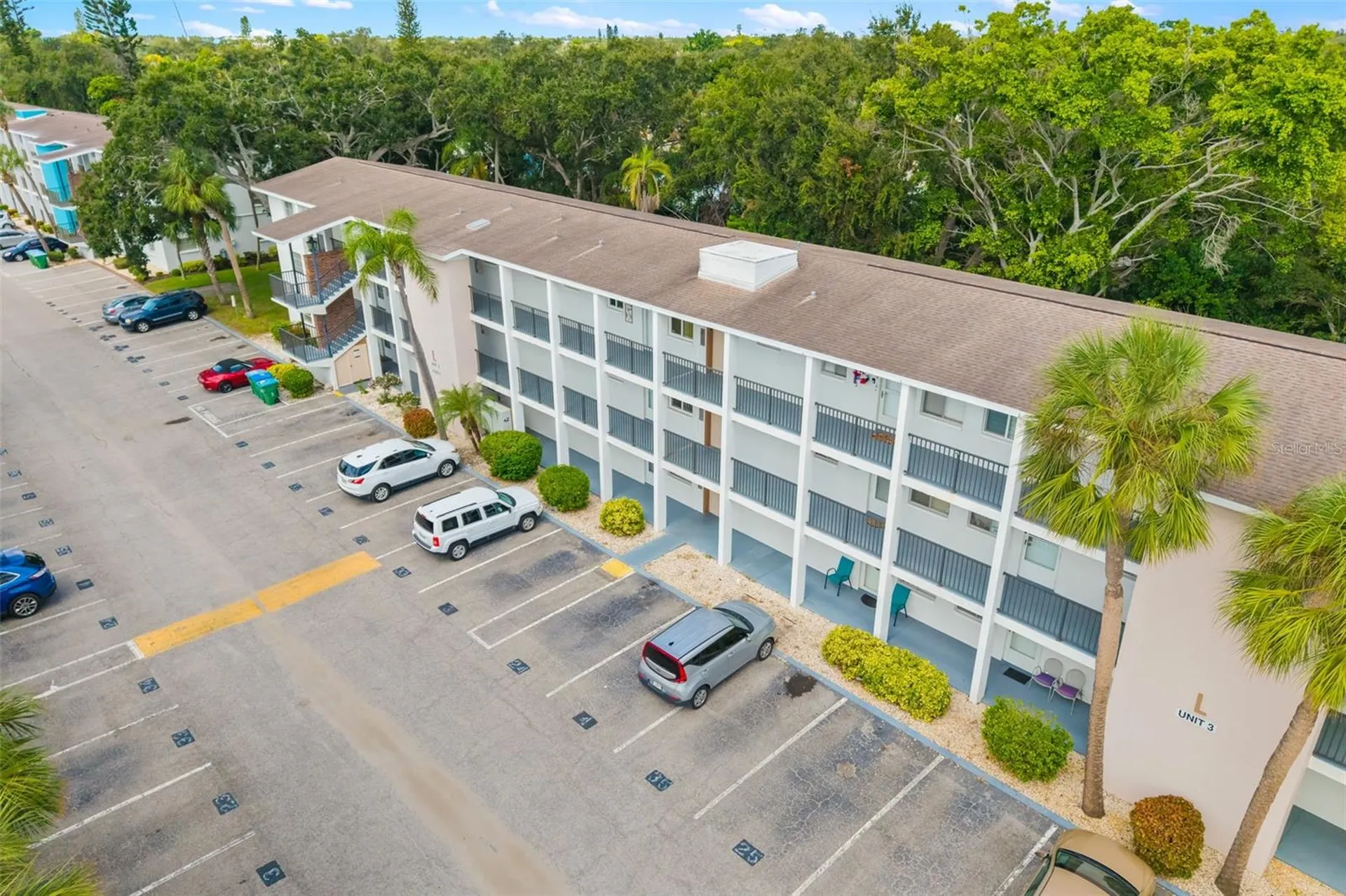 2053 Canal Drive Bradenton FL 34207