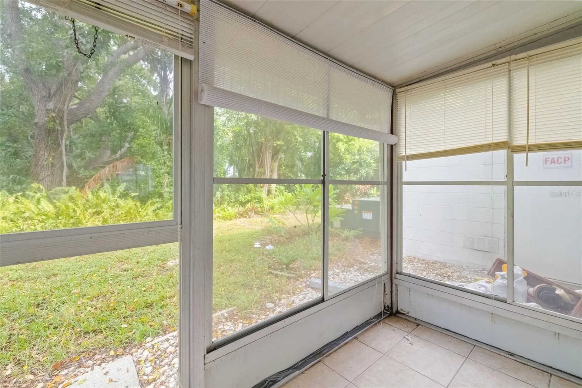 2053 Canal Drive Bradenton FL 34207