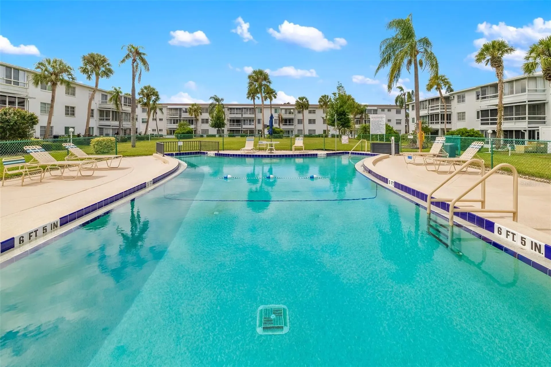 2053 Canal Drive Bradenton FL 34207